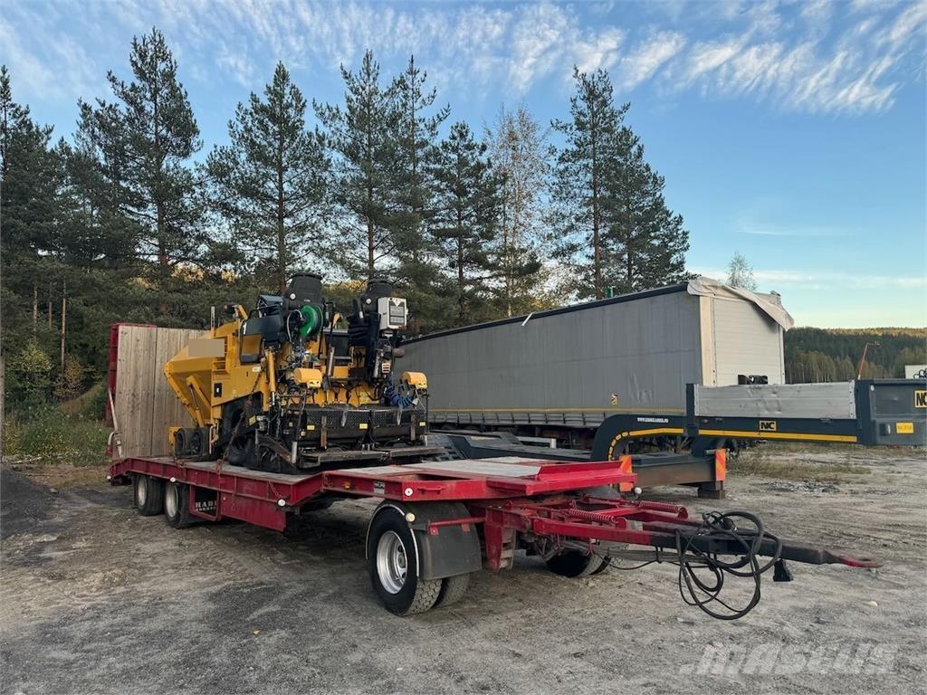CAT AP 300 Asfaltadoras