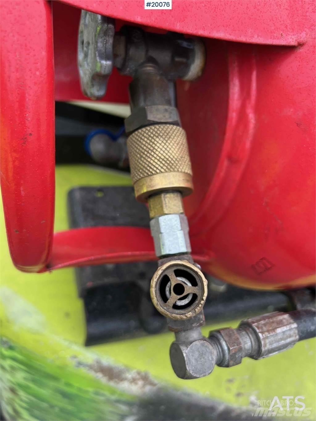 Clark CGP 25 truck Almacenaje - Otros