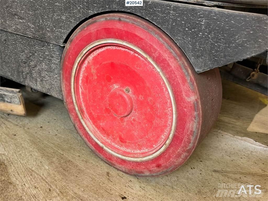 Comac Ultra 100 BS Construcción - Otros