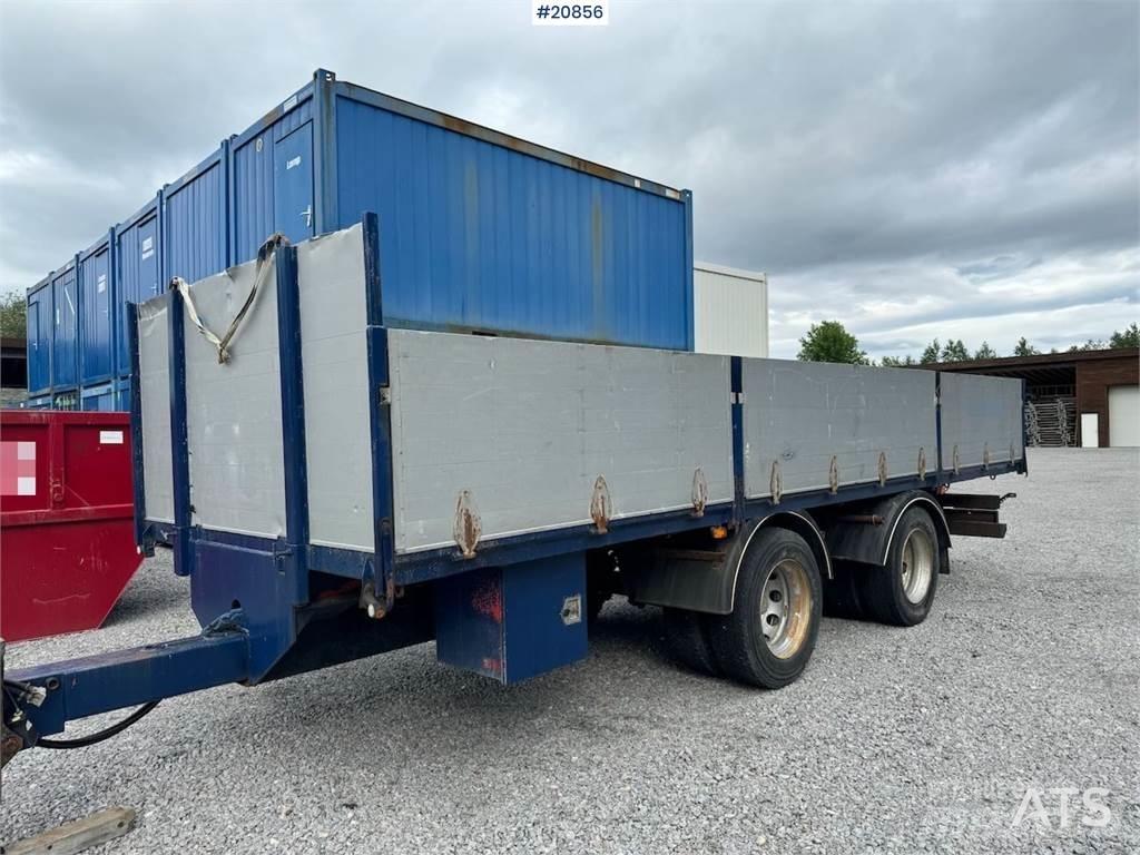 GMF flatebed trailer Plataforma plana/laterales abatibles