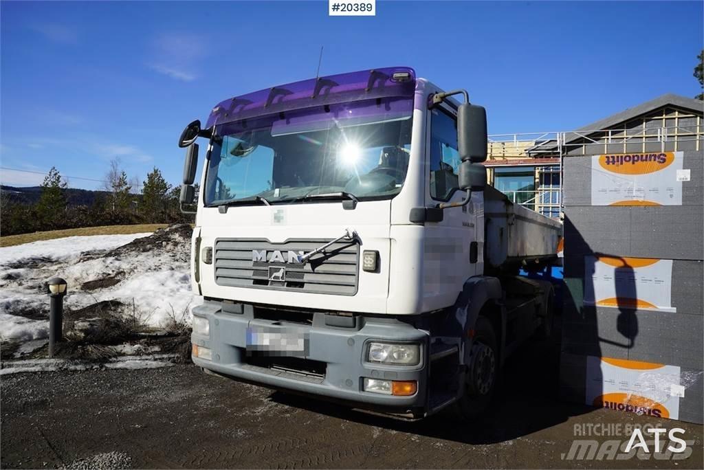 MAN TGM 18.330 Camiones polibrazo