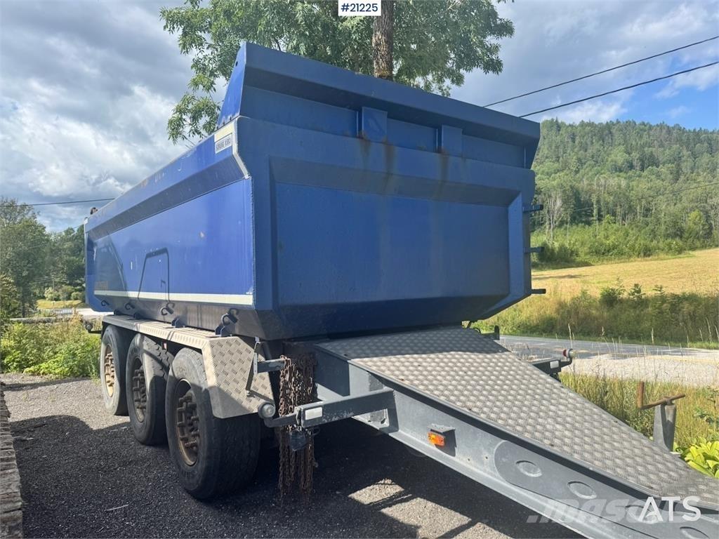Maur Trailer. Bañera
