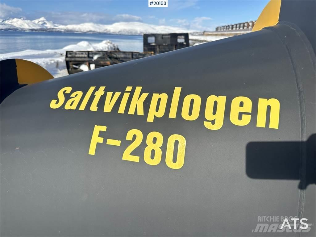  Saltvikplogen F-280 Construcción - Otros