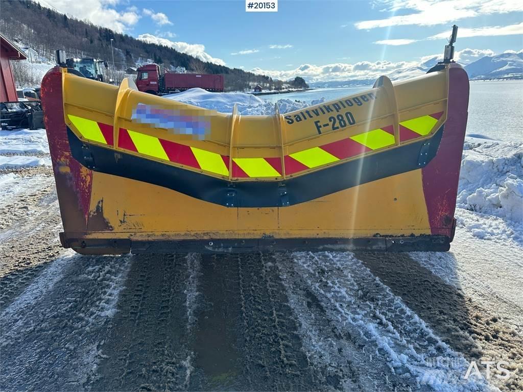 Saltvikplogen F-280 Construcción - Otros