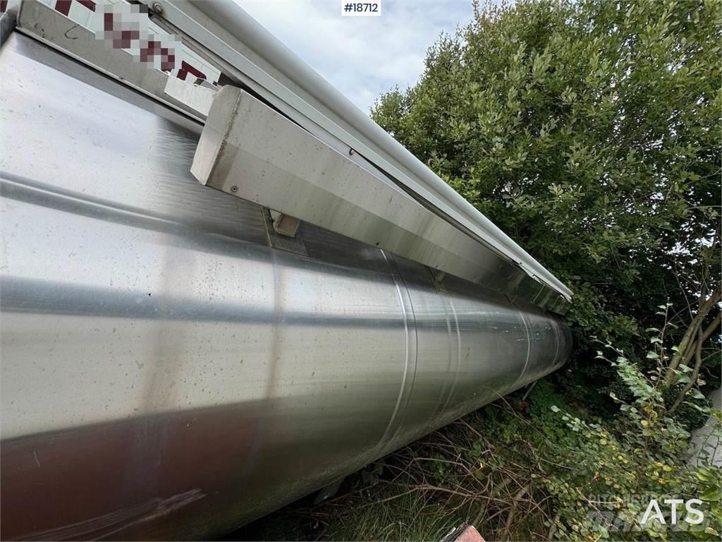  Tank on hook frame. Transporte - Otros