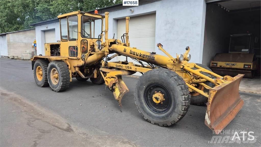 Baukema SHM4-120A Motoniveladoras