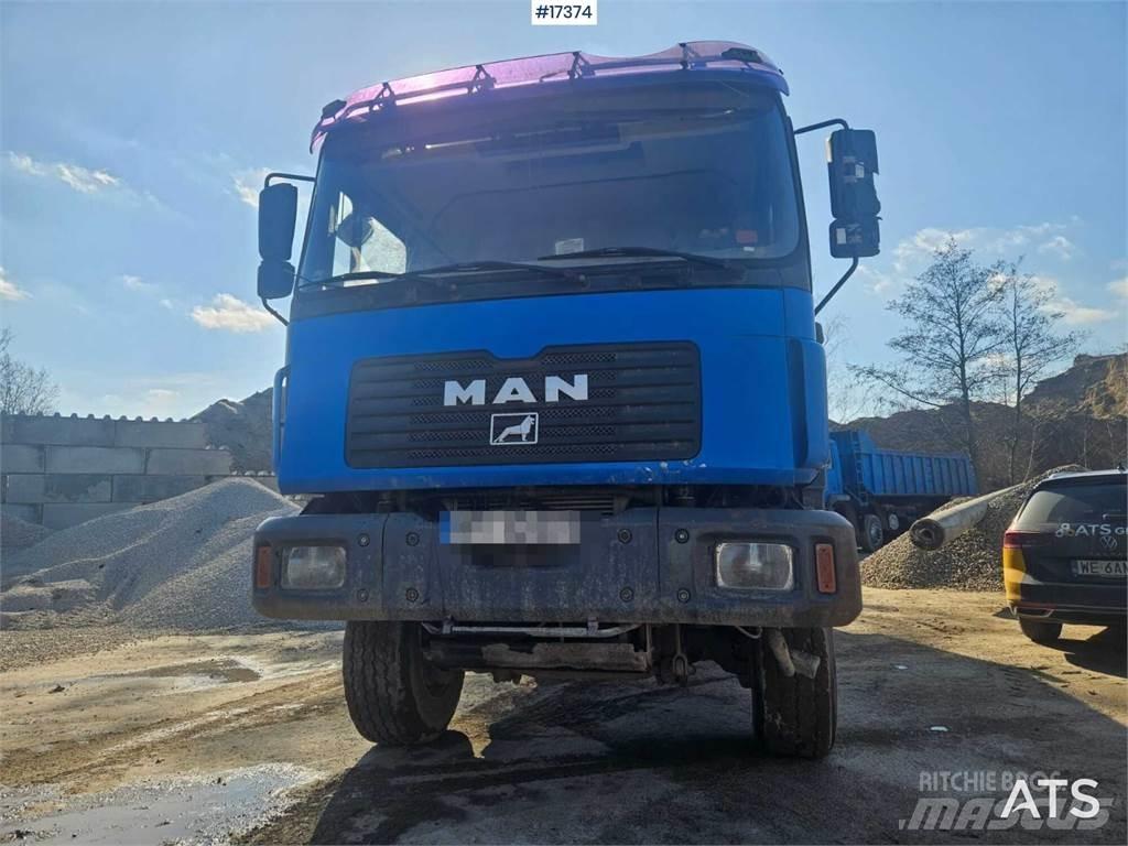 MAN 28.364 6x6 Camiones bañeras basculantes o volquetes