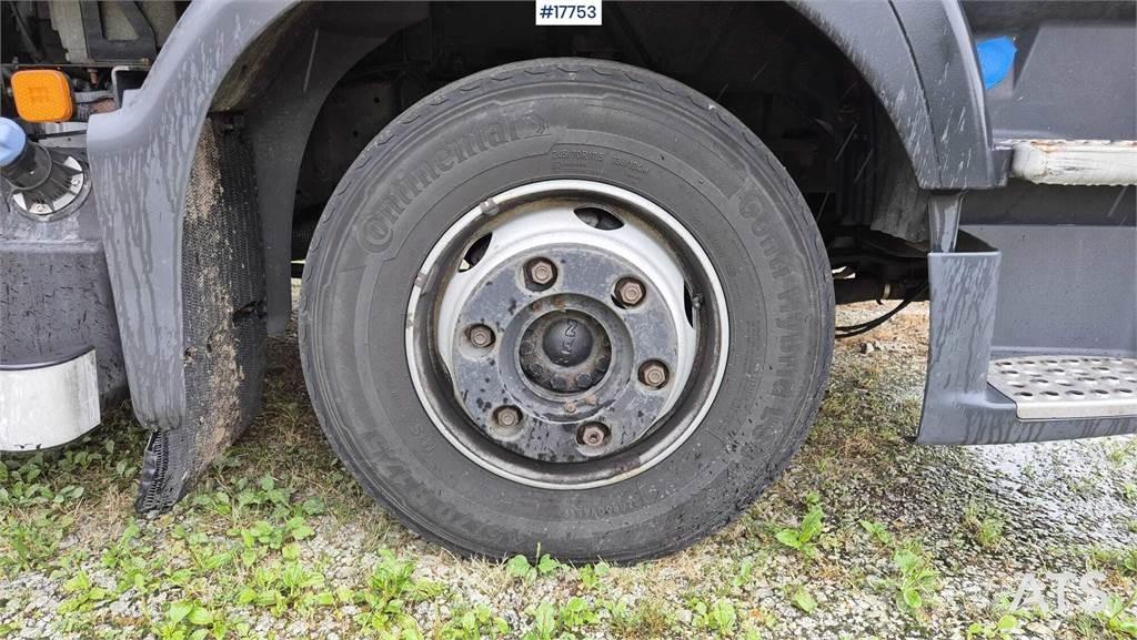 MAN TGL 8.250 Camiones caja cerrada