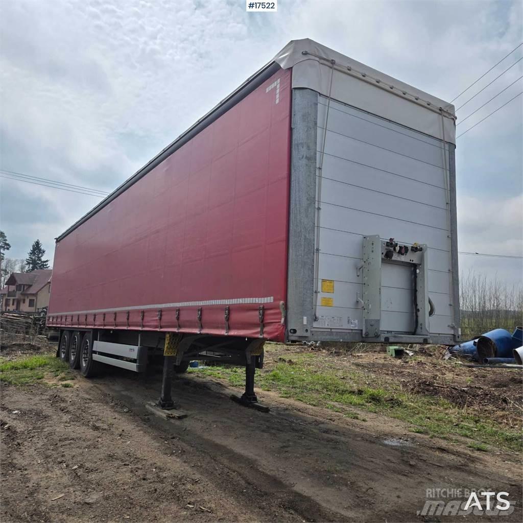 Schmitz SCB*53T Semirremolques con caja de lona