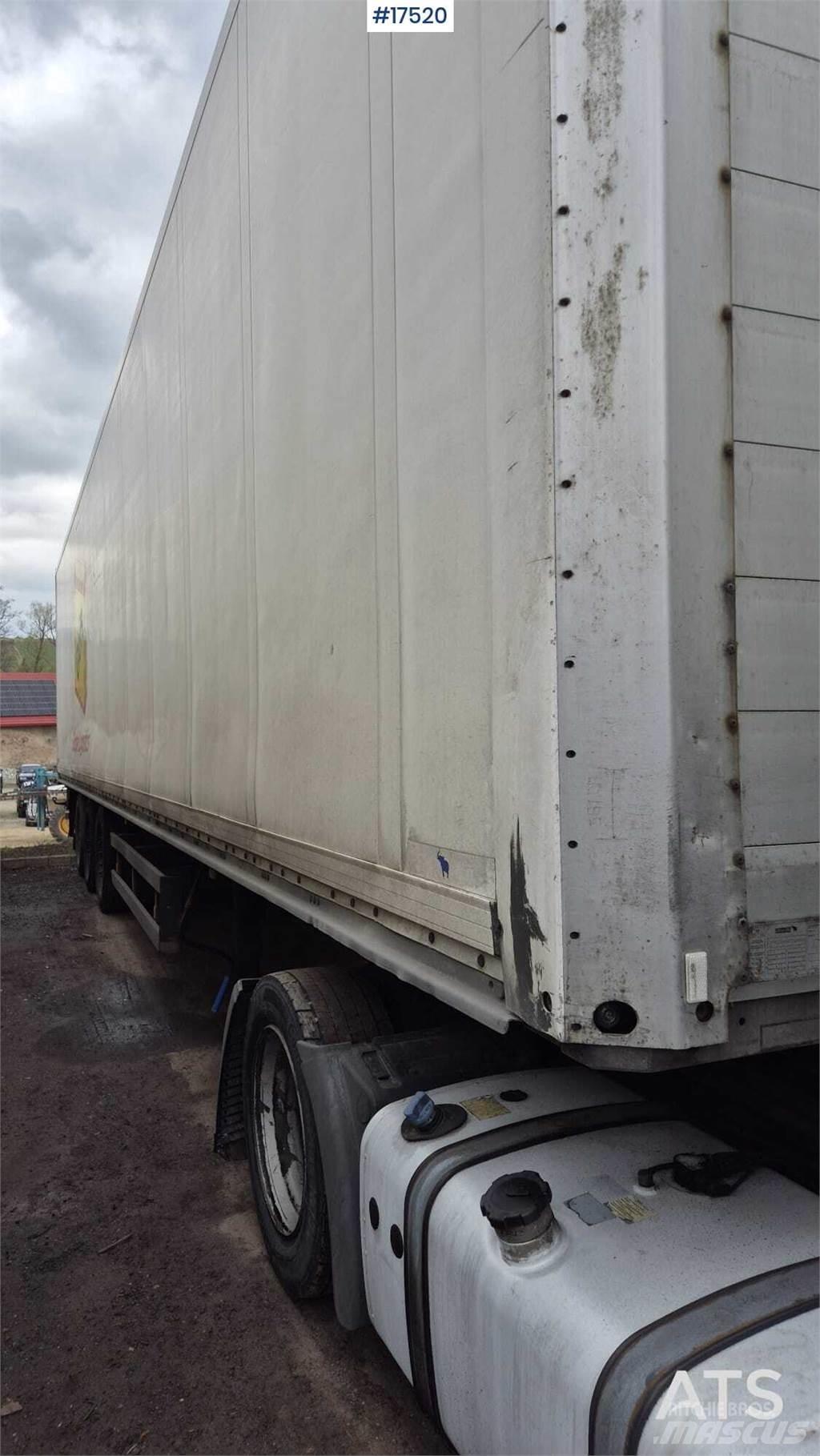 Schmitz SKO 24 Semirremolques con caja de lona