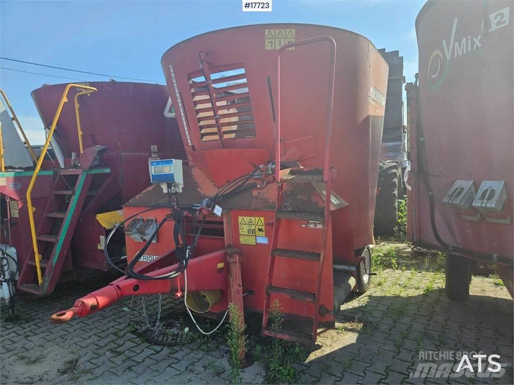Trioliet SM-12 Remolques de forraje
