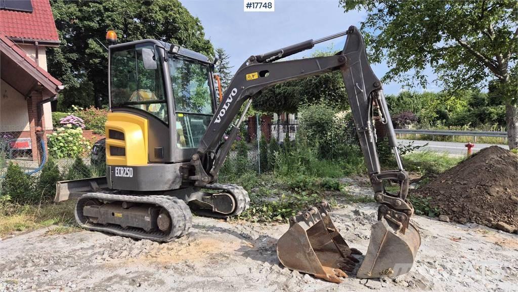 Volvo ECR25D Mini excavadoras < 7t