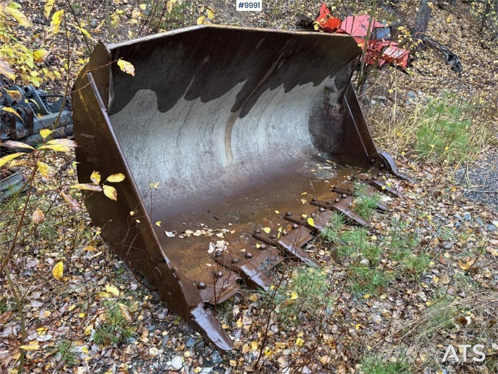 CAT Bucket Cucharones