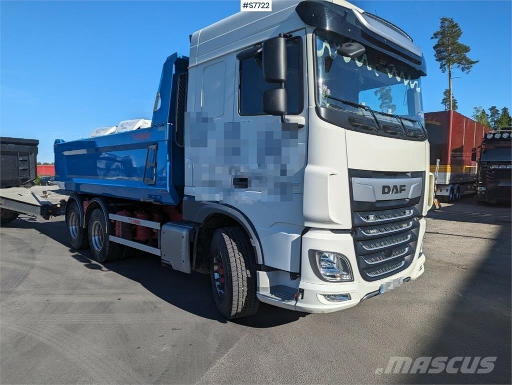 DAF FAT XF530Z Camiones bañeras basculantes o volquetes