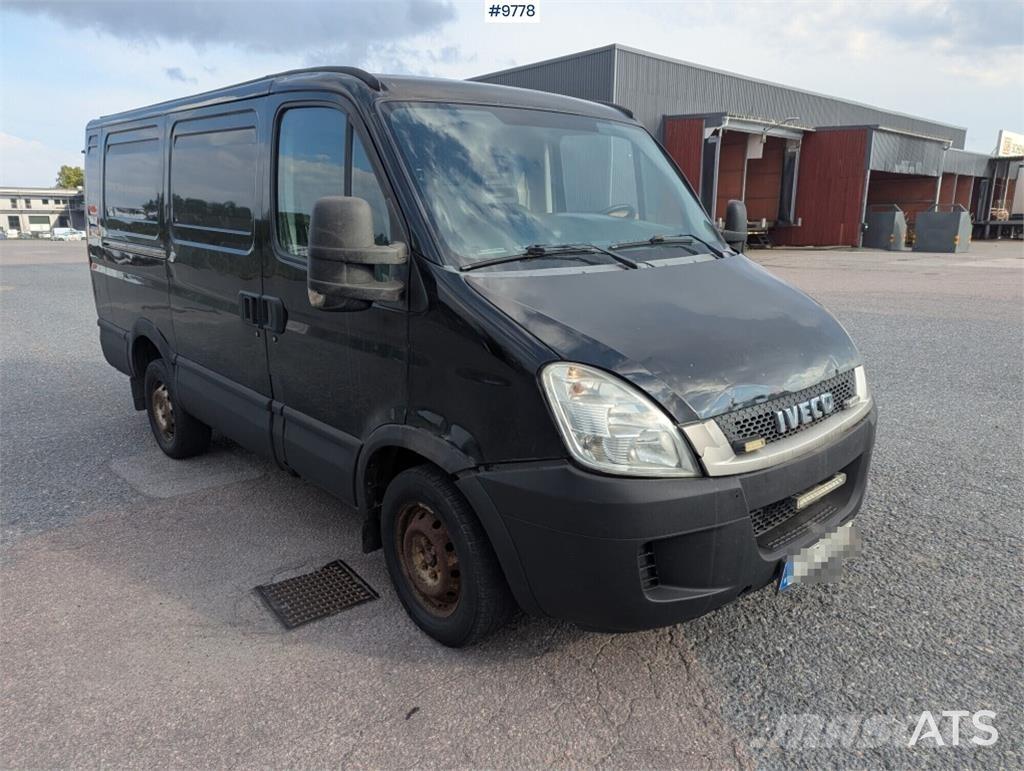 Iveco Daily Camiones caja cerrada