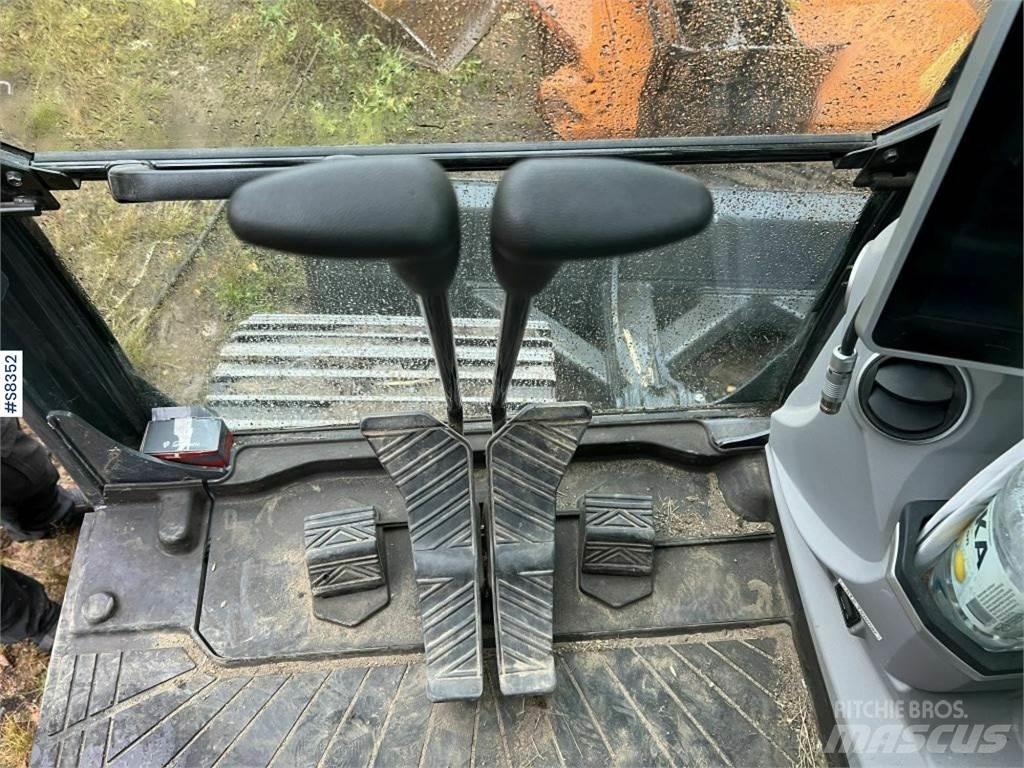 Kobelco SK140 SRLC-7 Excavadoras de cadenas