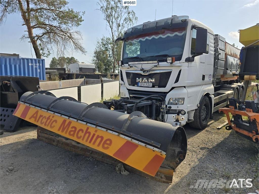 MAN TGX 25.500 Camiones polibrazo