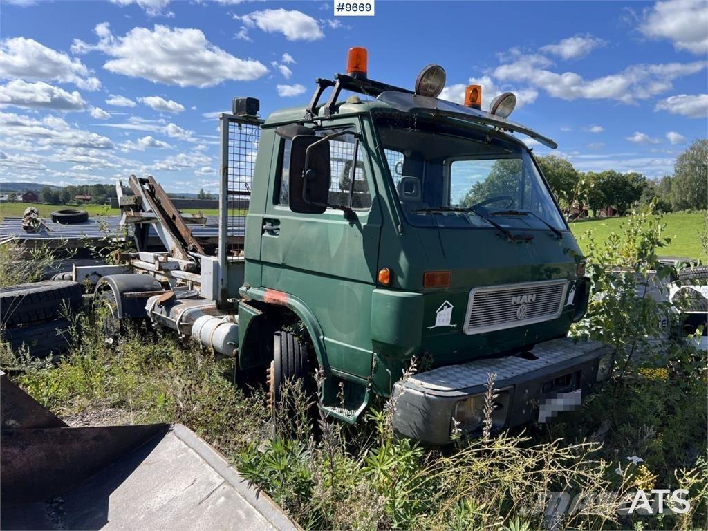 MAN VW 8,150 F Camiones polibrazo