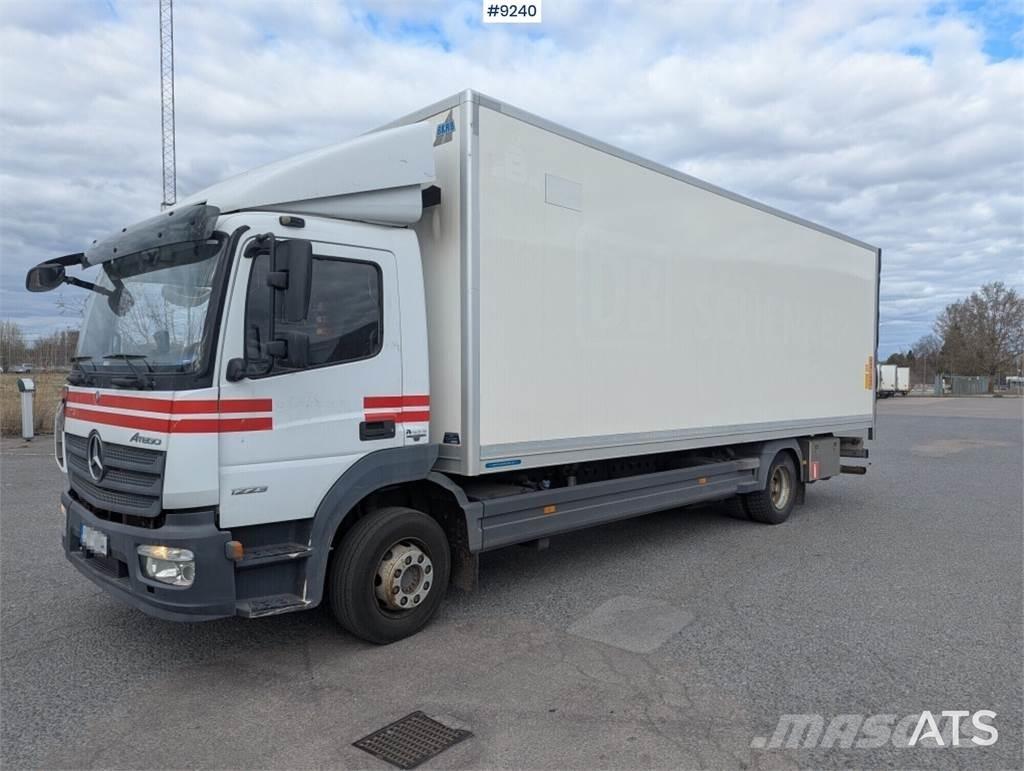 Mercedes-Benz ATEGO Camiones caja cerrada