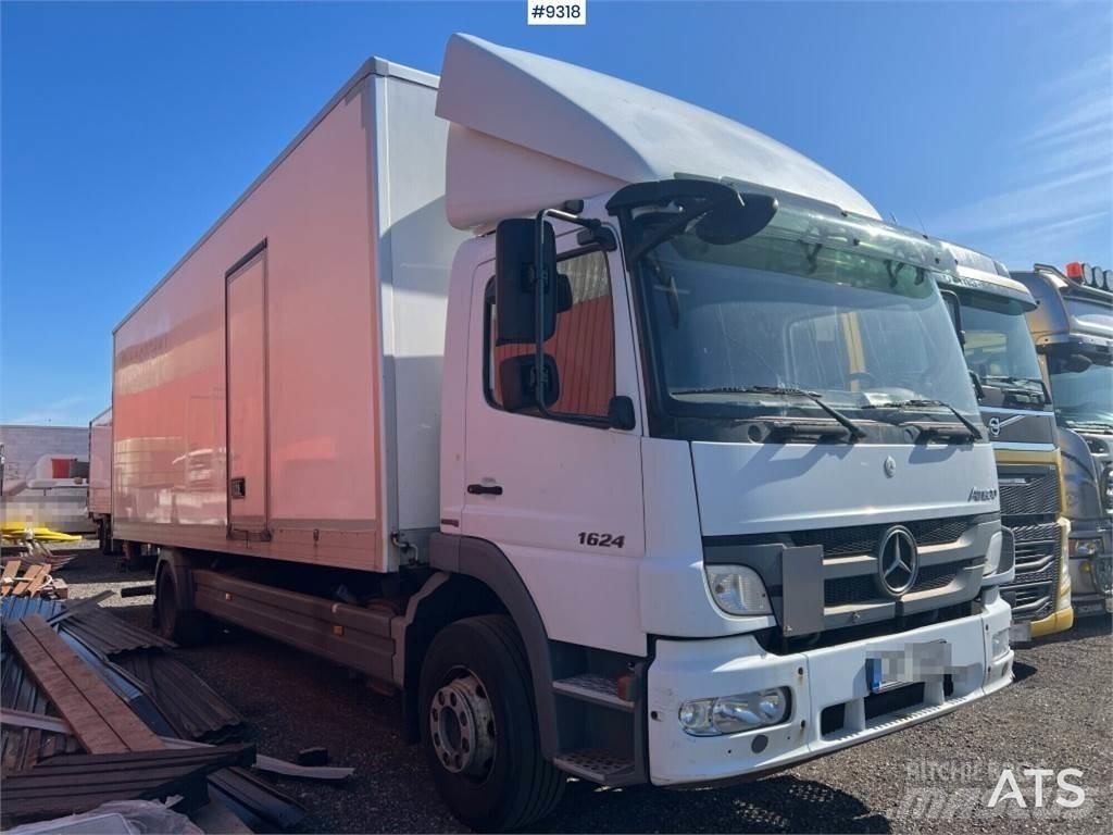 Mercedes-Benz ATEGO Camiones caja cerrada
