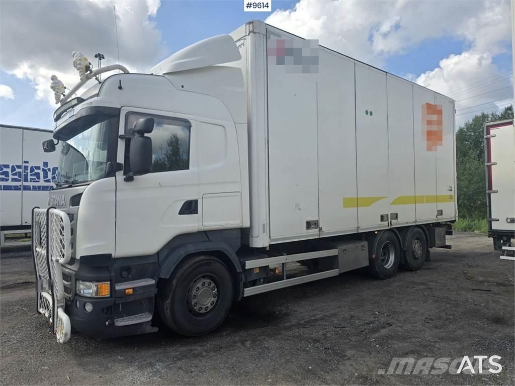Scania R490 Camiones caja cerrada