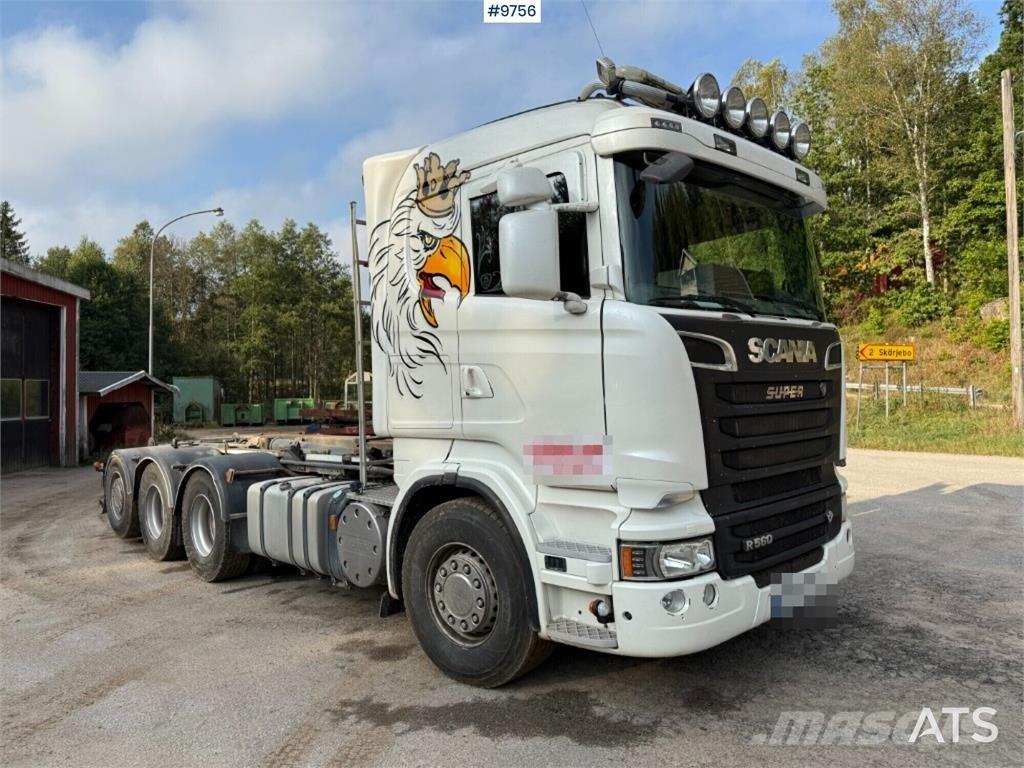 Scania R560 8X4 Camiones polibrazo