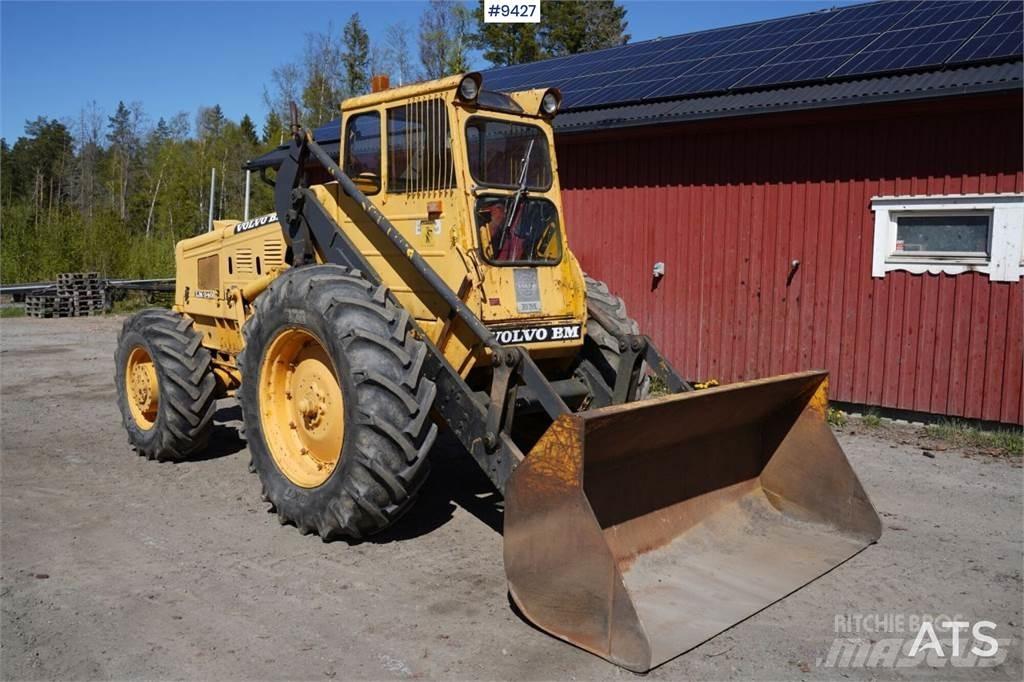 Volvo BM 840 Buldozer sobre ruedas