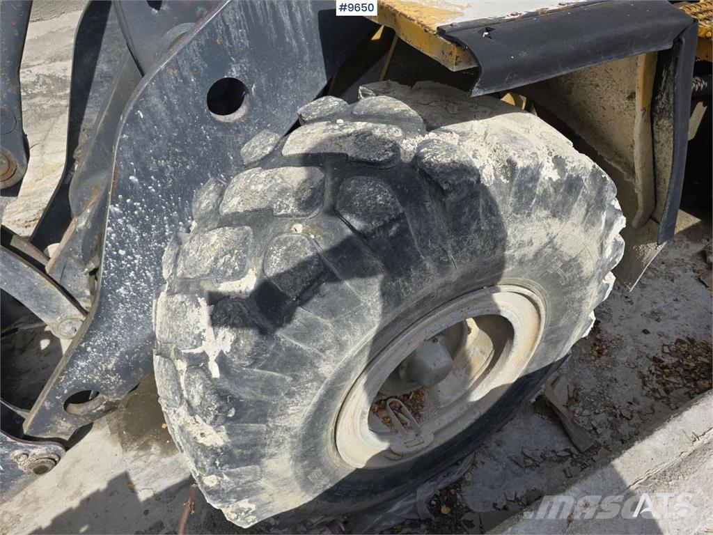 Volvo L120 Buldozer sobre ruedas