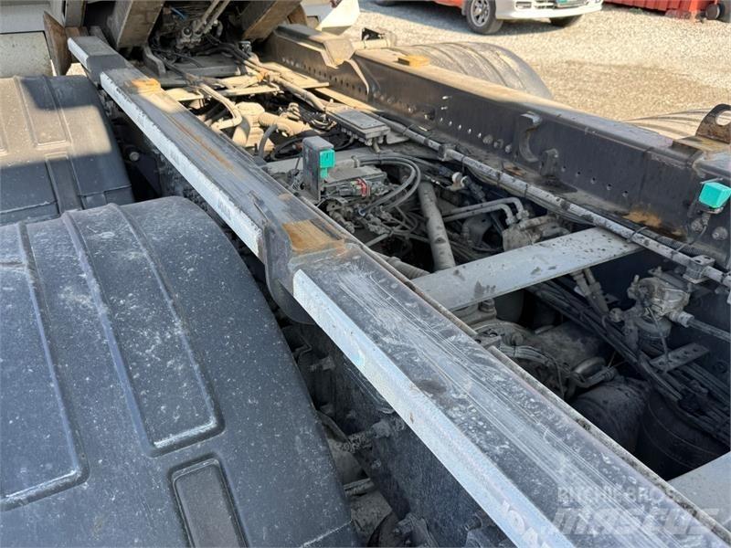 Volvo FH Camiones polibrazo