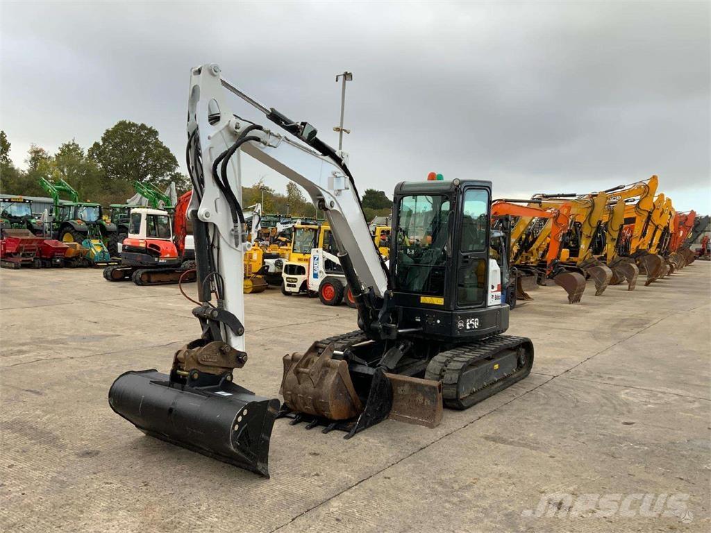 Bobcat E50 Excavadoras de cadenas