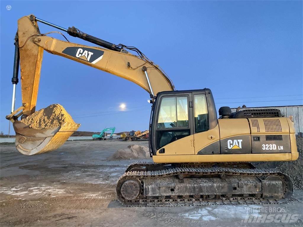 CAT 323 DLN Excavadoras de cadenas
