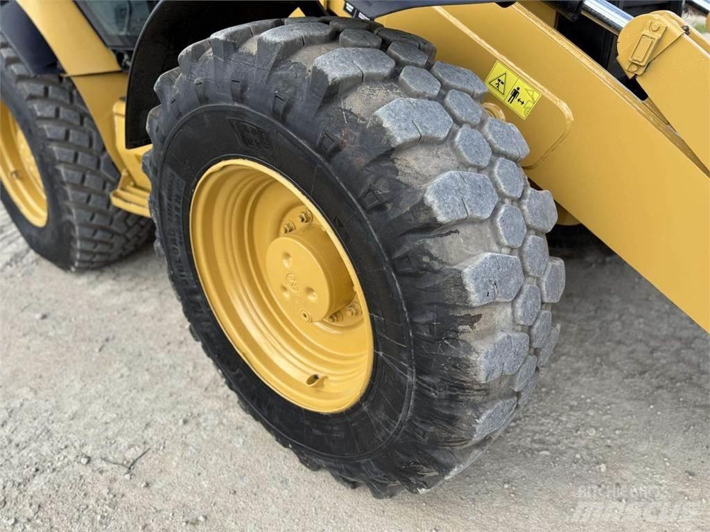 CAT 434 E Retrocargadoras