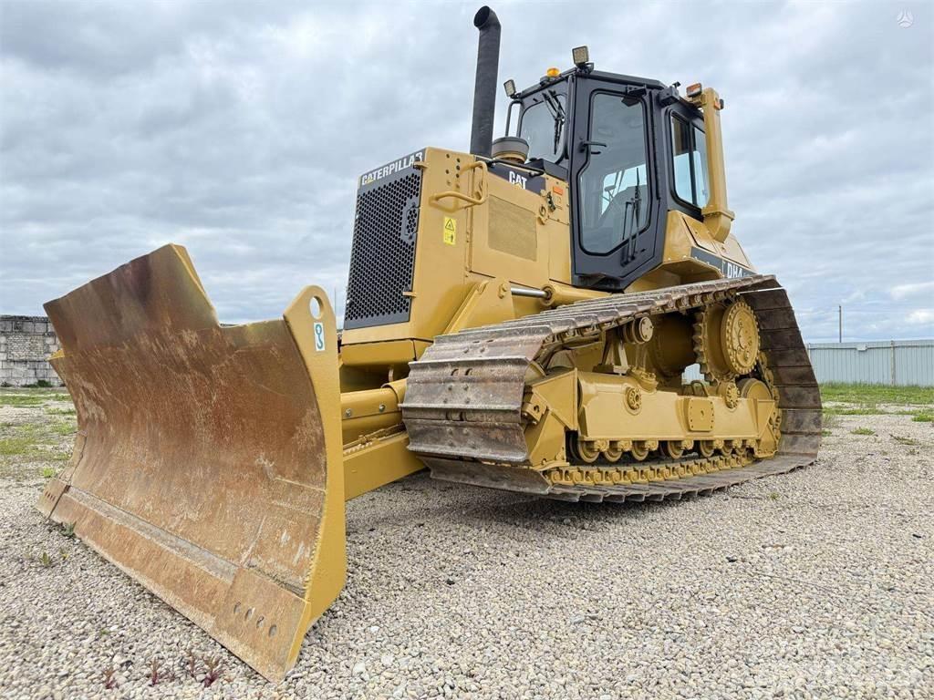 CAT D4H LGP Buldozer sobre oruga