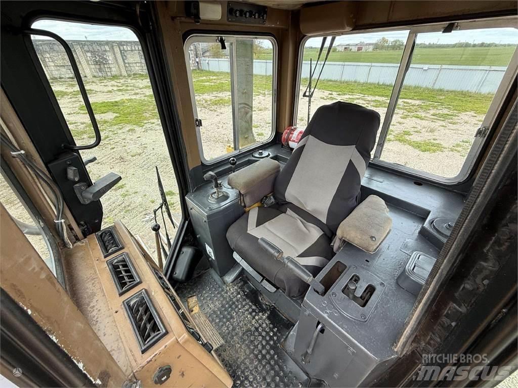 CAT D4H LGP Buldozer sobre oruga