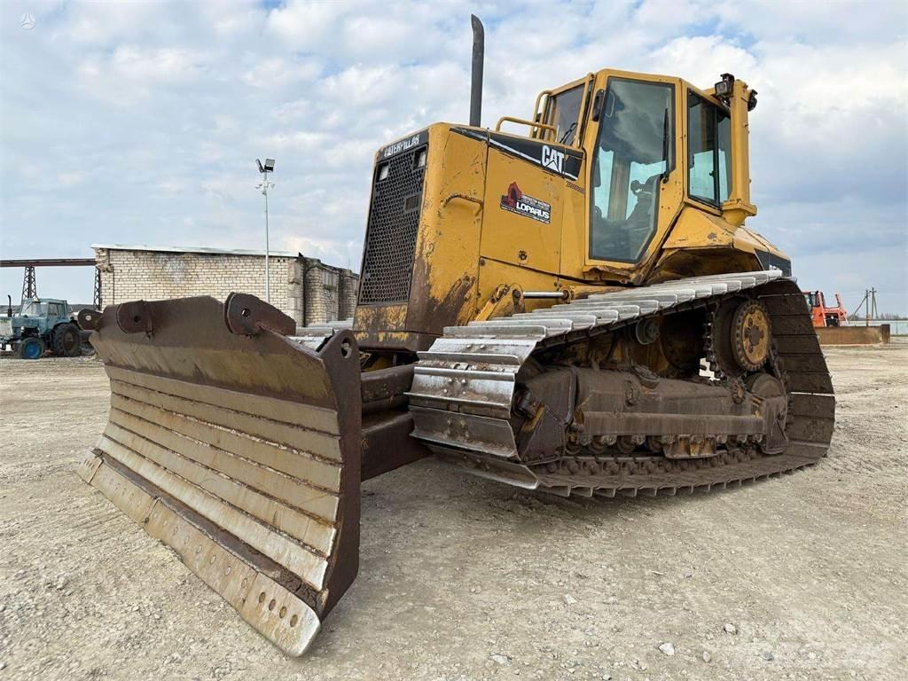 CAT D5N LGP Buldozer sobre oruga