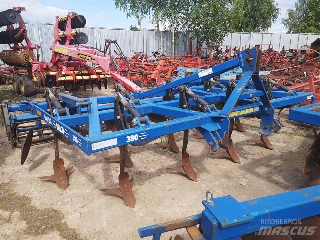 Dal-Bo Dinco 380 Rastras para campos