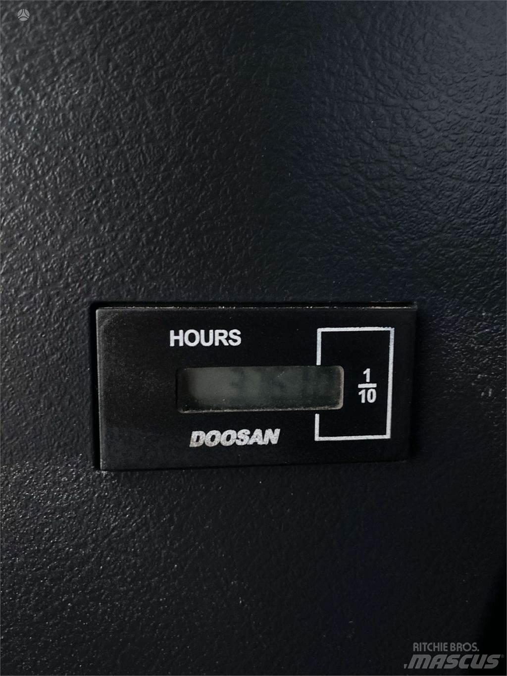 Doosan DX 60 C Mini excavadoras < 7t
