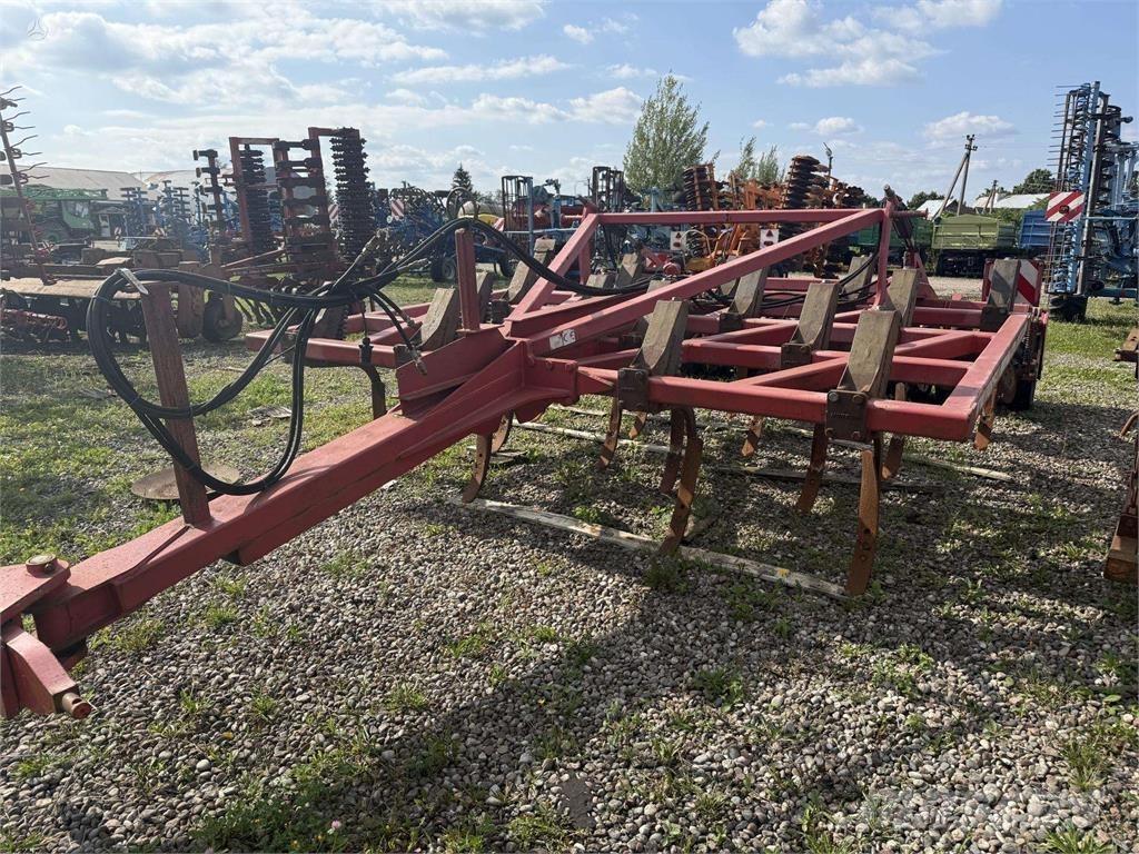Horsch Tiger 4AS Rastras para campos