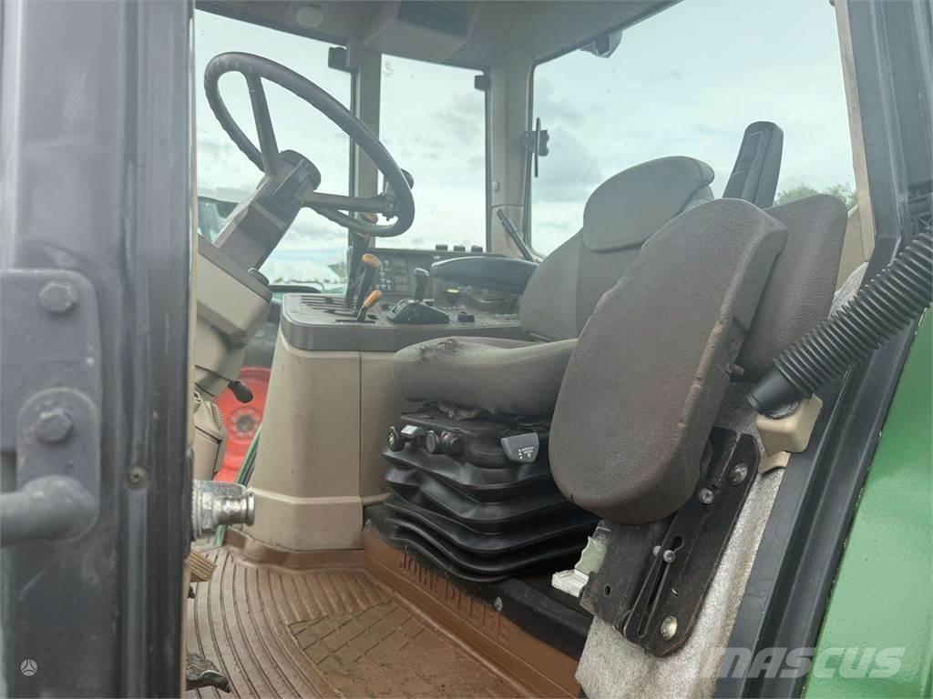 John Deere 6210 Tractores