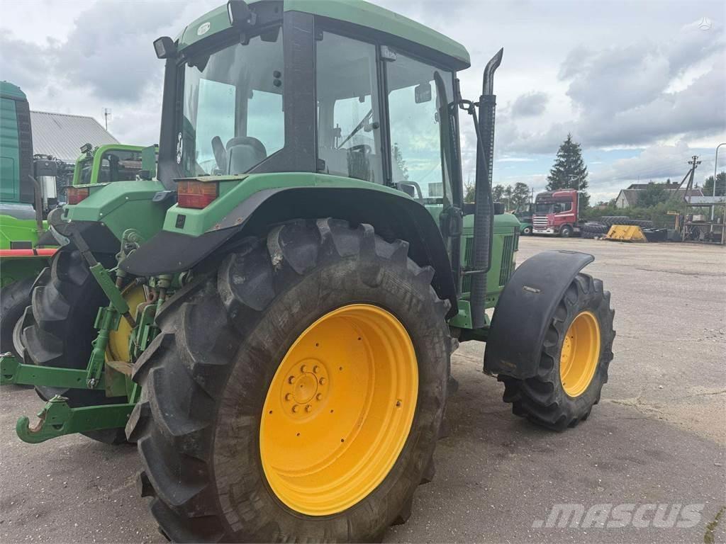 John Deere 6210 Tractores