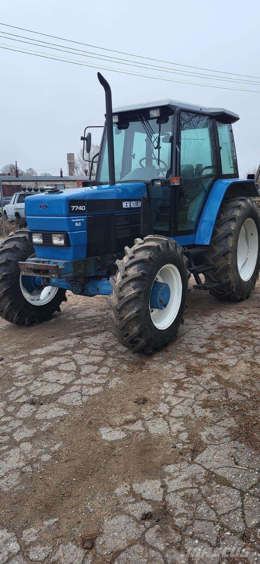 New Holland 7740 Tractores