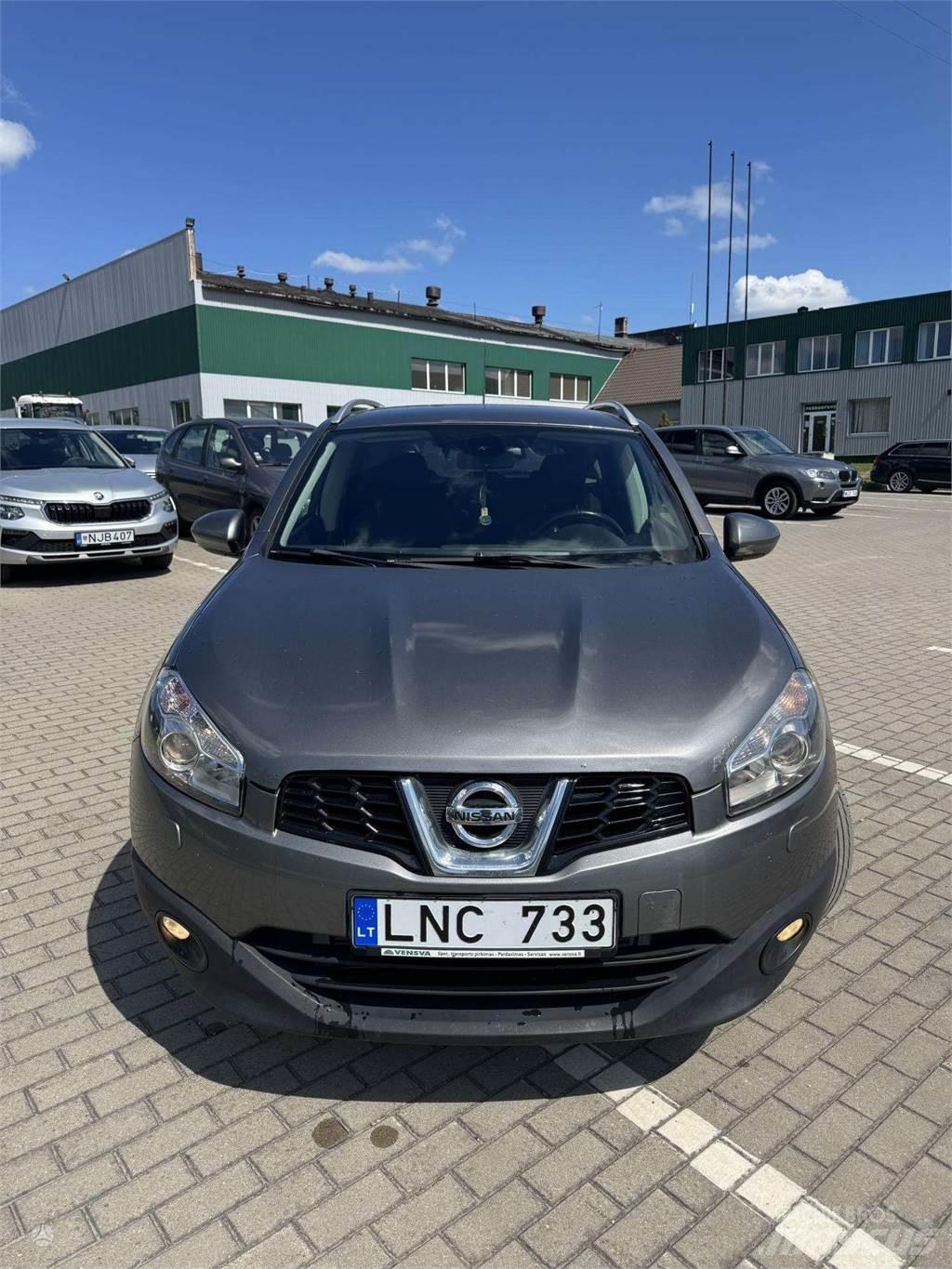 Nissan  Coches