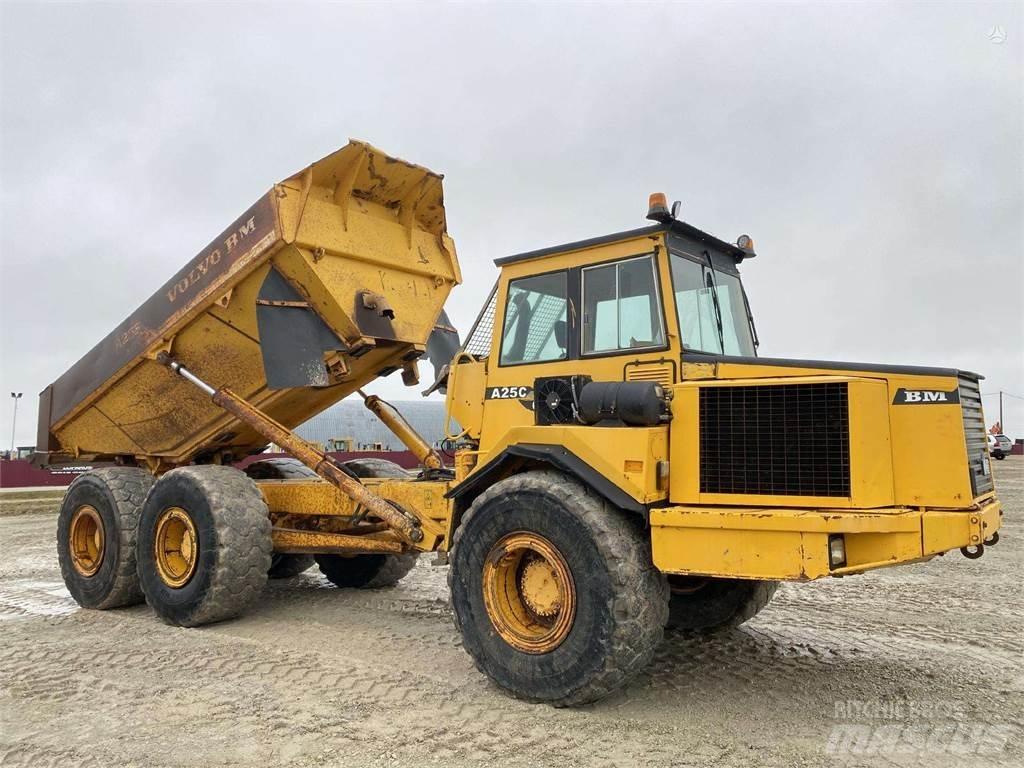 Volvo A25C , Nr.2 Dúmpers articulados