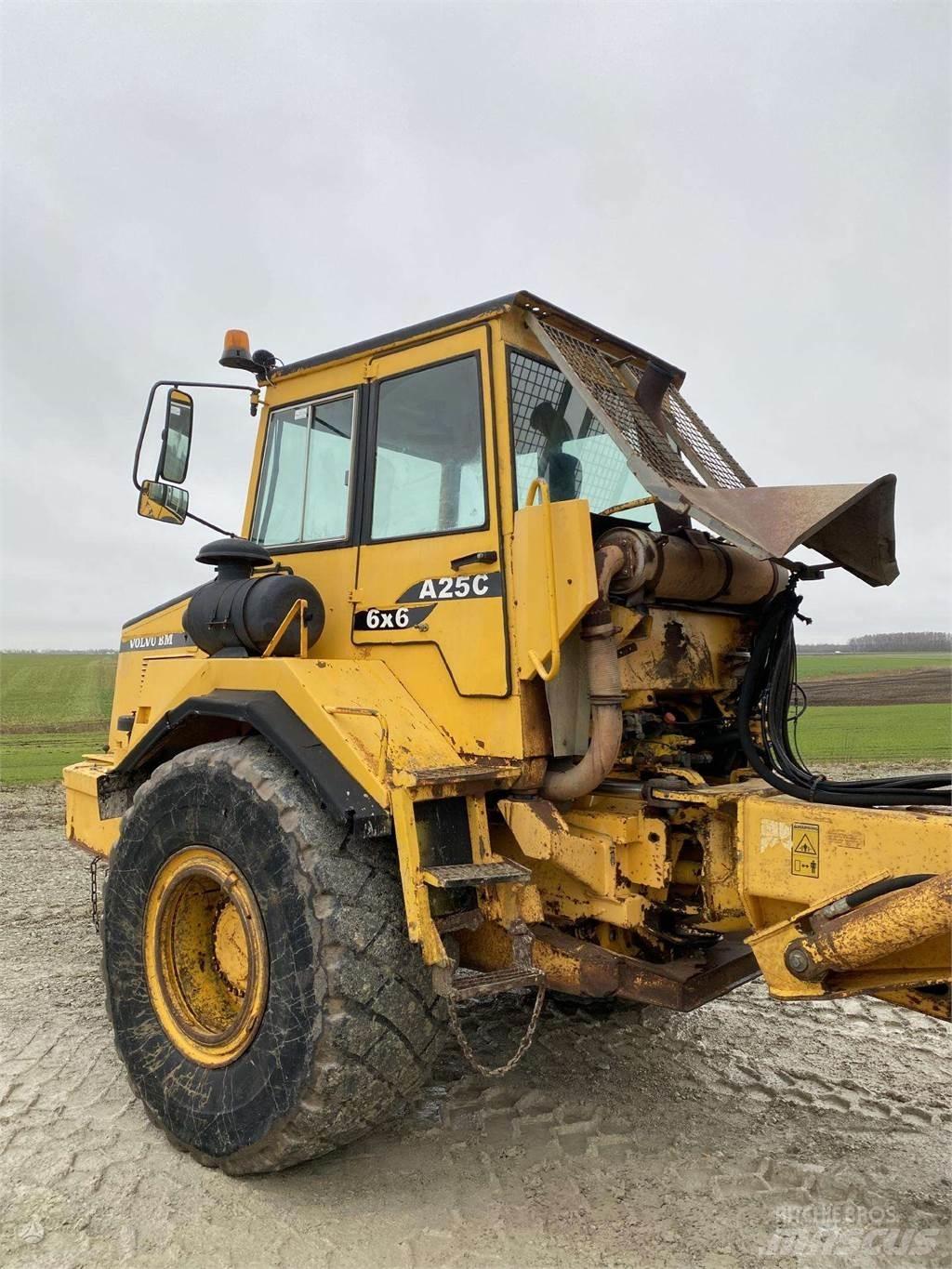Volvo A25C , Nr.2 Dúmpers articulados