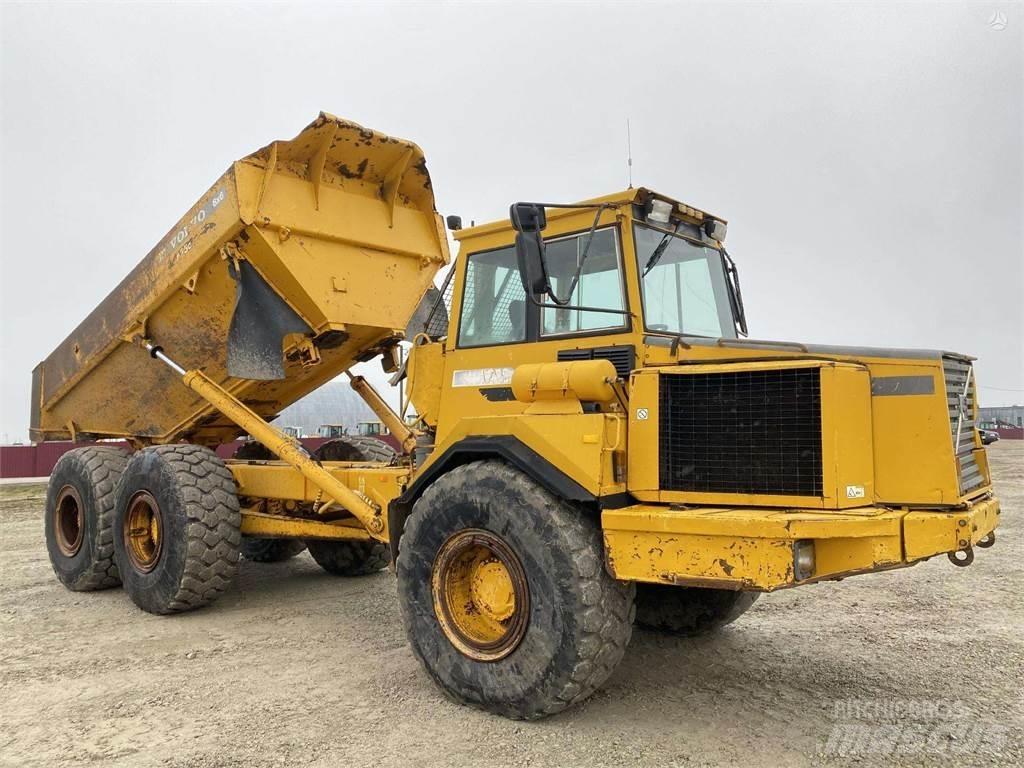 Volvo A25C , Nr.6 Dúmpers articulados