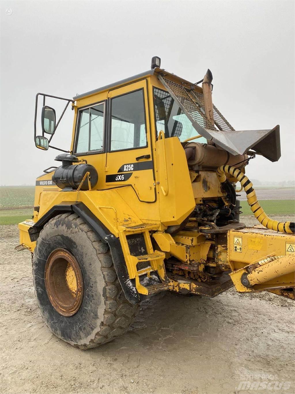 Volvo A25C , Nr.7 Dúmpers articulados