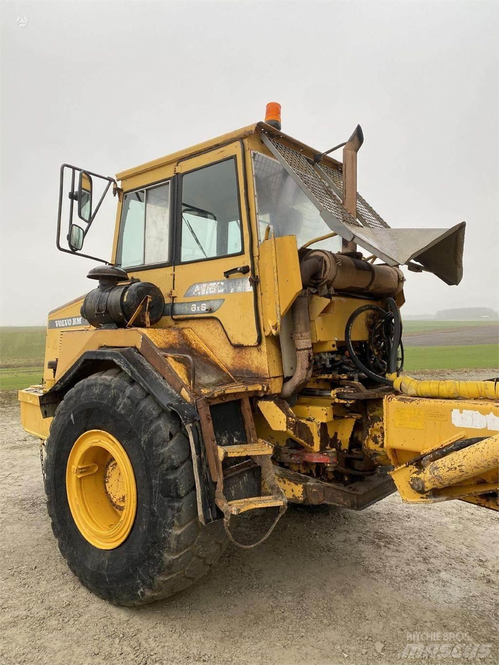 Volvo A25C , Nr.8 Dúmpers articulados