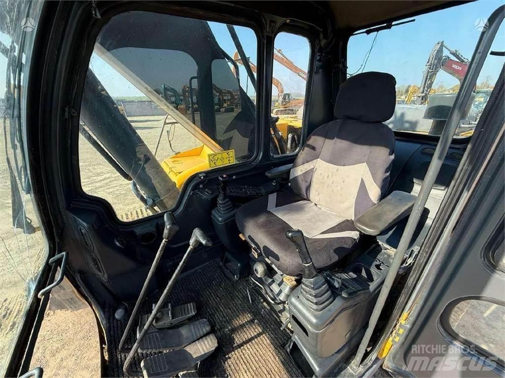 Volvo EC 240 LC Excavadoras de cadenas