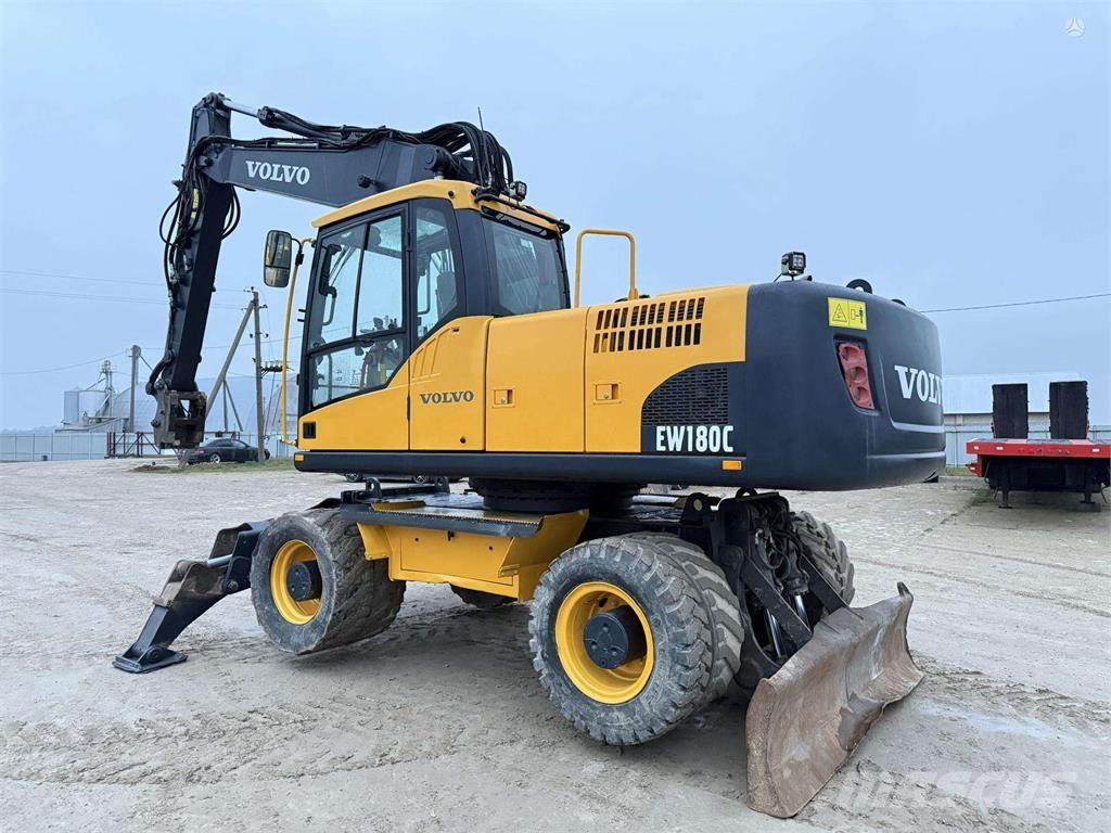 Volvo EW 180 C Excavadoras de ruedas