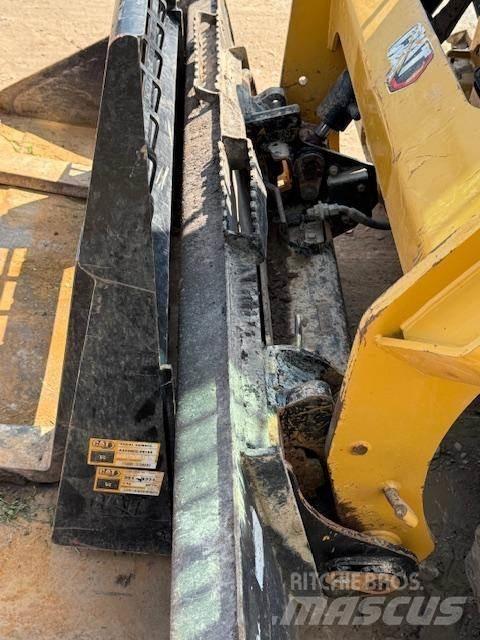CAT 259D3 Minicargadoras